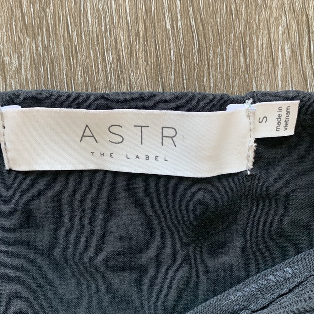 ASTR top - Picture 2 of 4